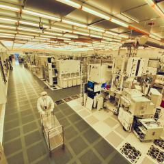 Image of AIM Photonics laboratory floor